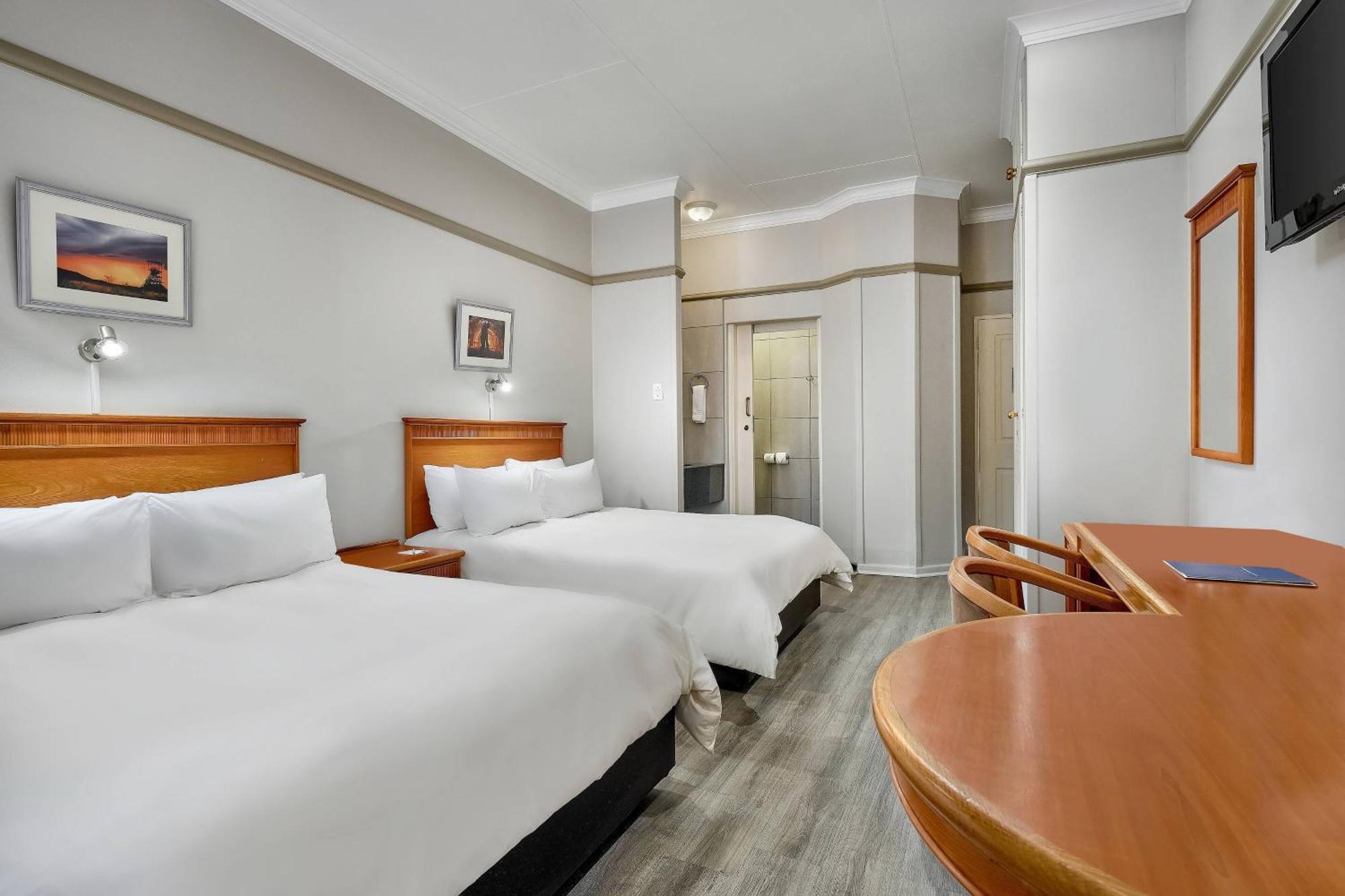 Protea Hotel By Marriott Klerksdorp Kültér fotó