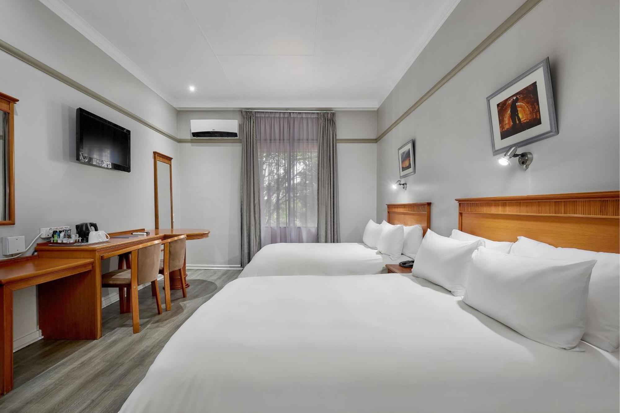 Protea Hotel By Marriott Klerksdorp Kültér fotó