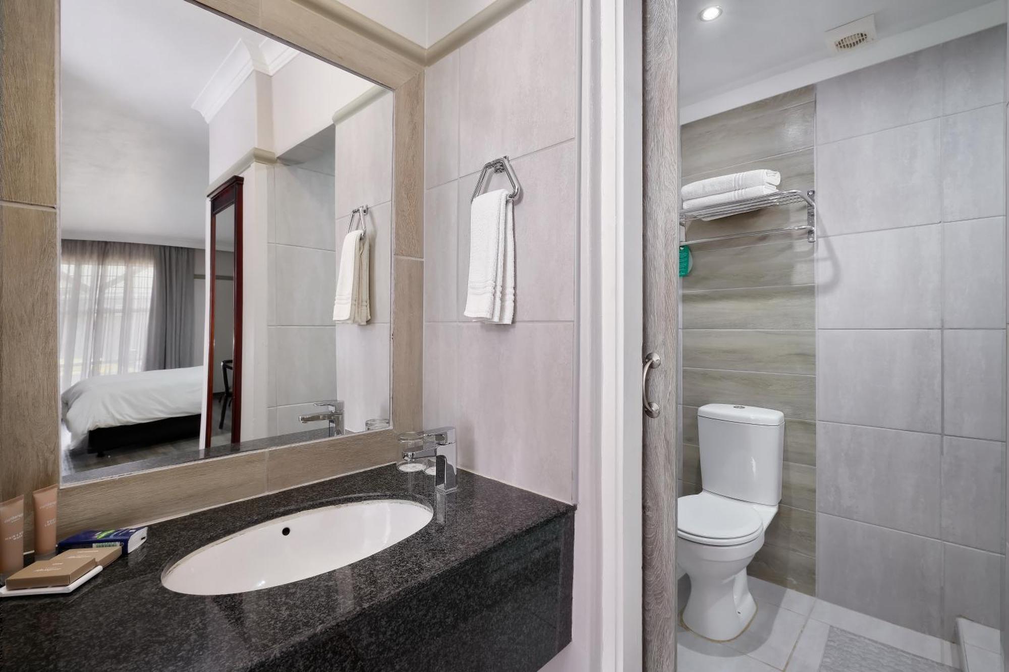 Protea Hotel By Marriott Klerksdorp Kültér fotó