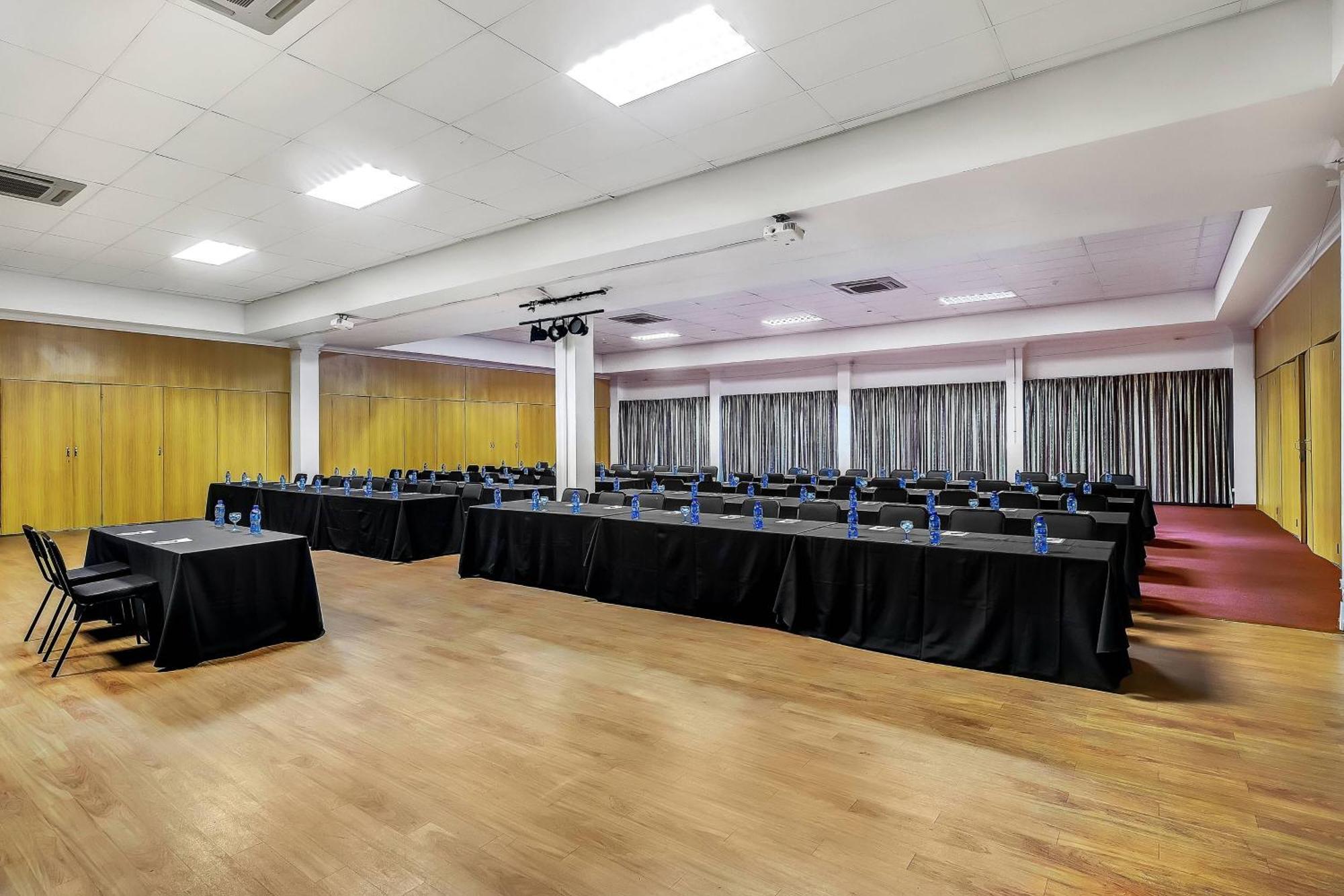 Protea Hotel By Marriott Klerksdorp Kültér fotó