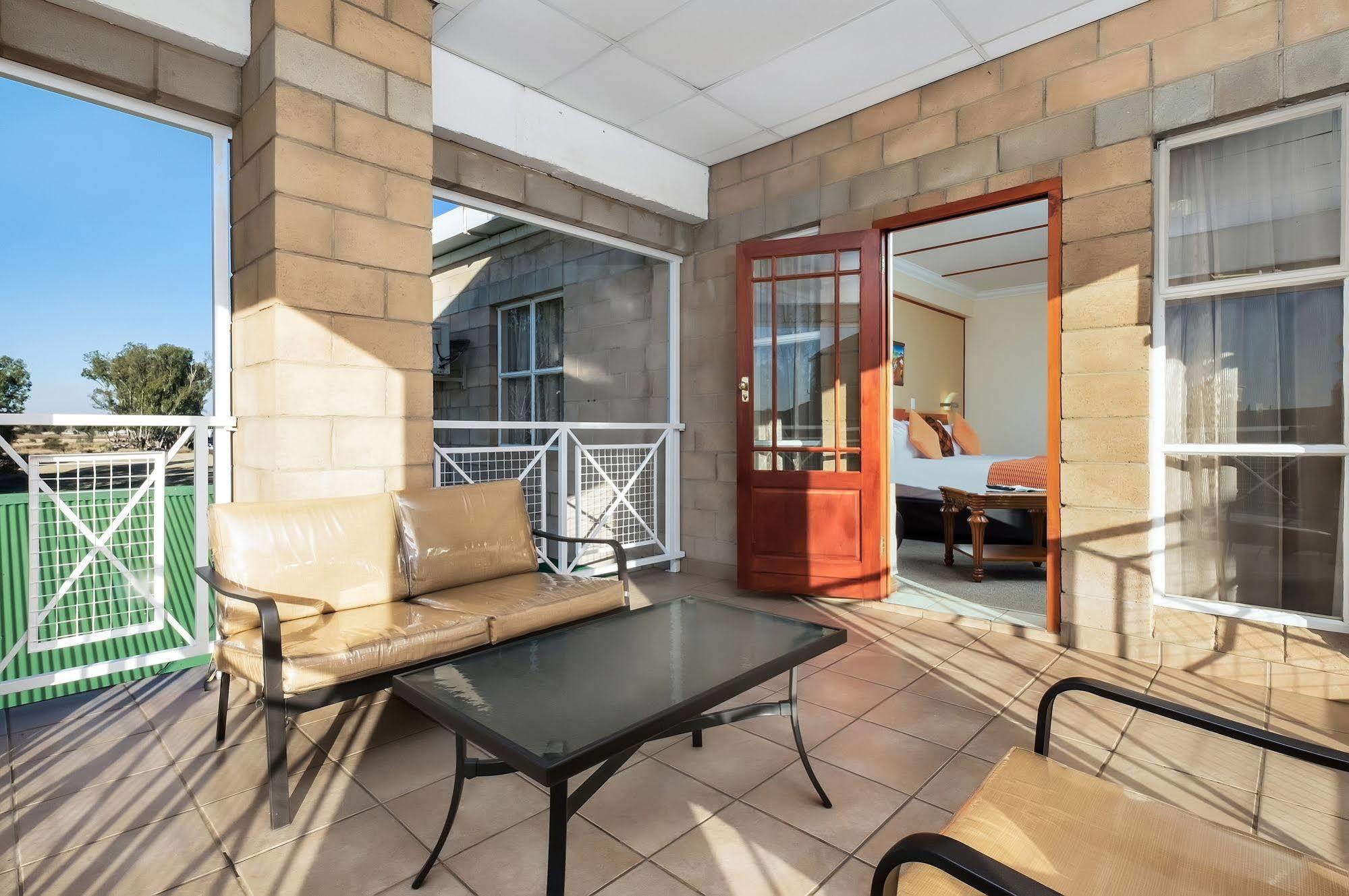 Protea Hotel By Marriott Klerksdorp Kültér fotó